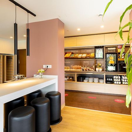 B&B Hotel Moenchengladbach Eksteriør billede