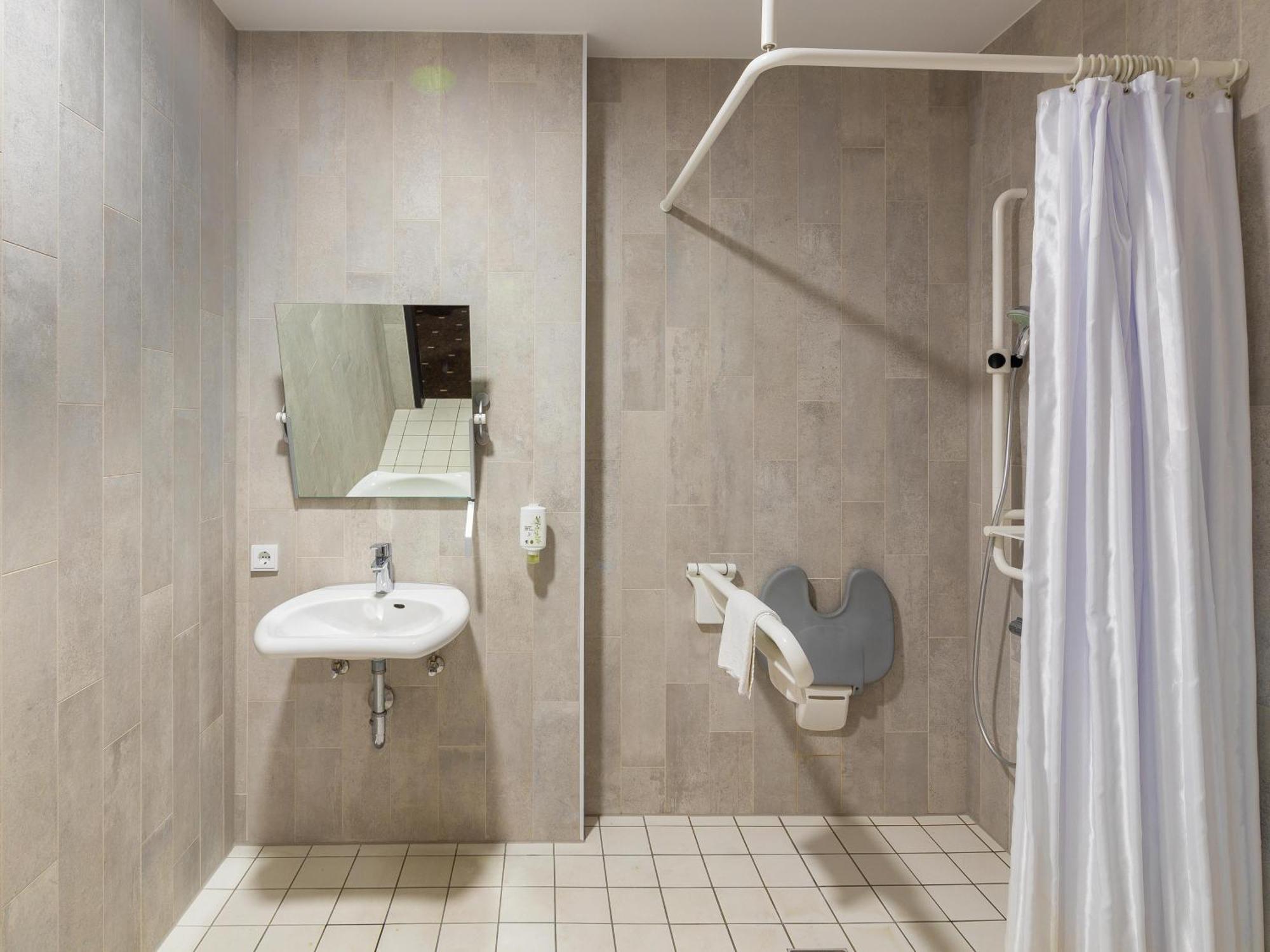 B&B Hotel Moenchengladbach Eksteriør billede
